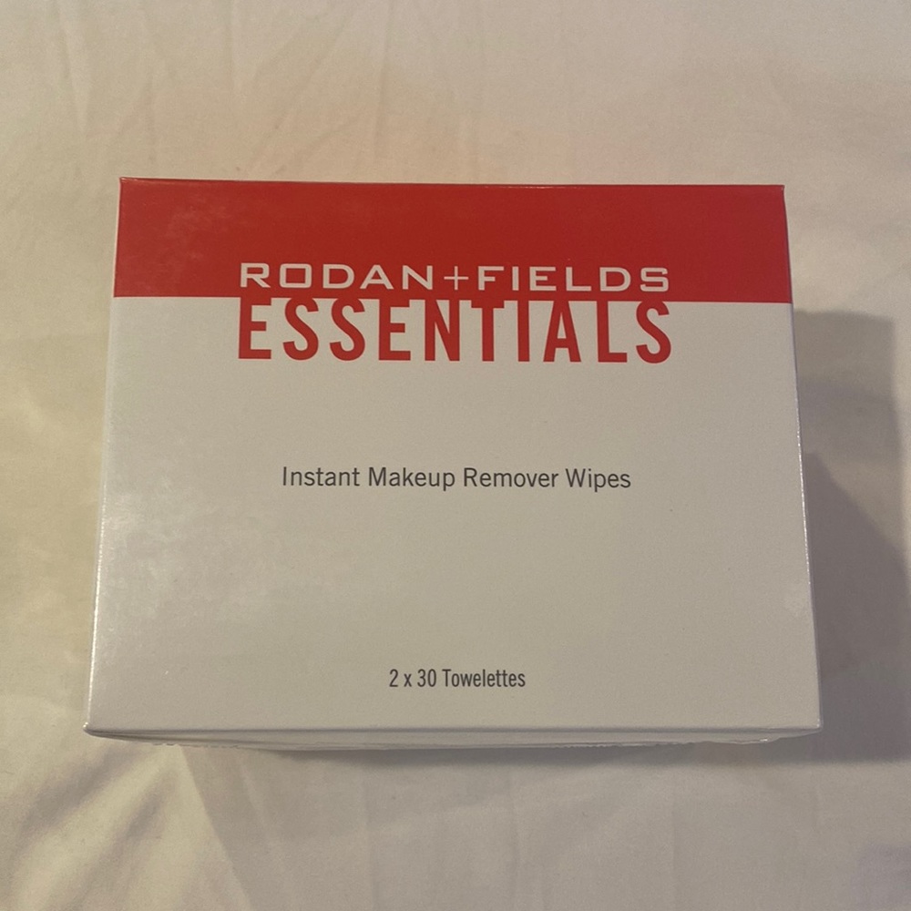 Rodan+Fields Make Up Remover Wipes